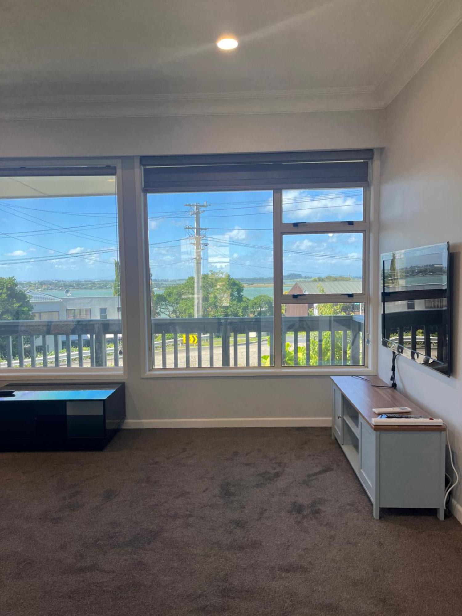 Kiwi Holiday Home With A View Оукланд Екстериор снимка